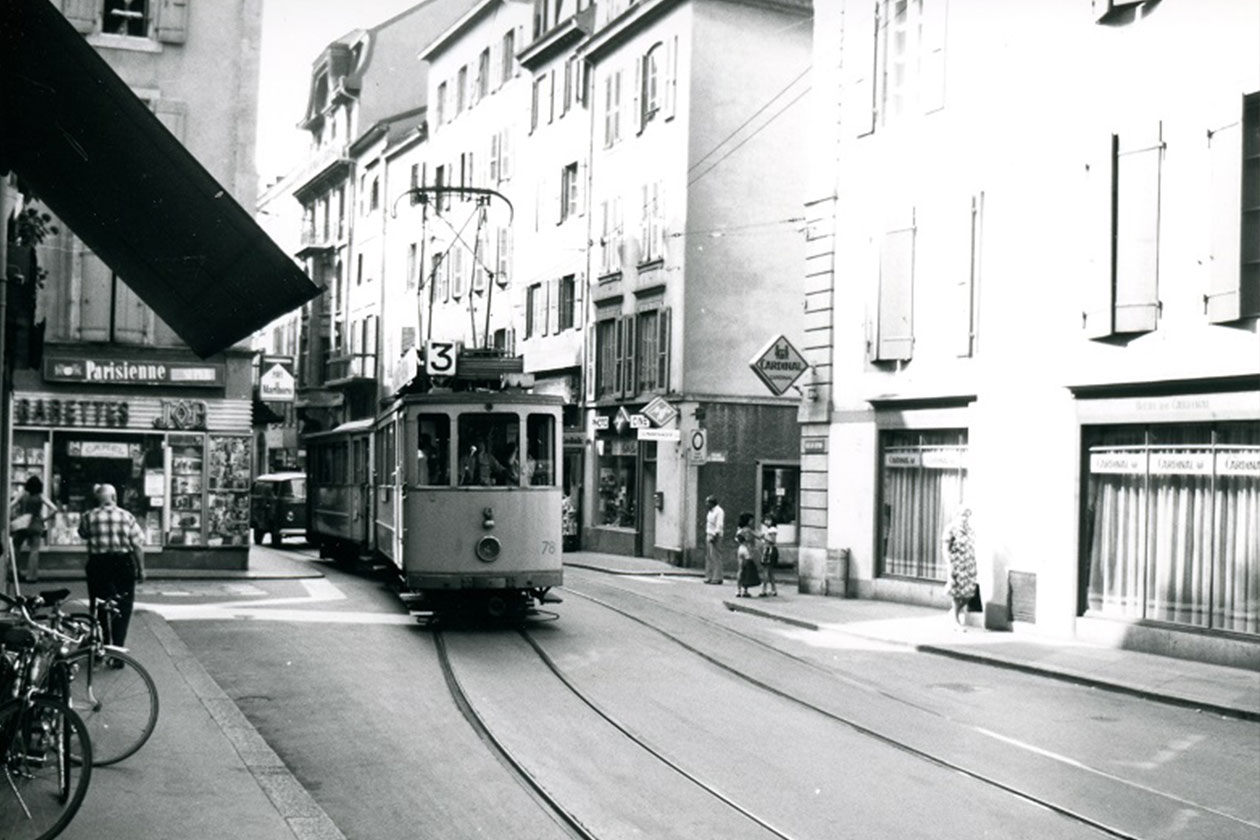 Brasserie le Cardinal Neuchâtel rue du Seyon en 1976